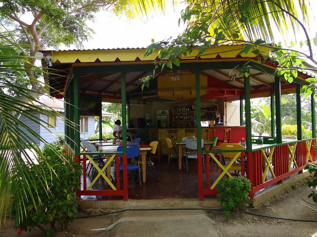 ** Holiday park Little Bay Cabins Jamaica