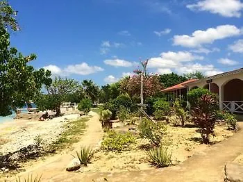 Little Bay Cabins